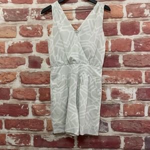 Armani Exchange Women's Shorts Romper Size 6 Gray White Abstract Sleeveless